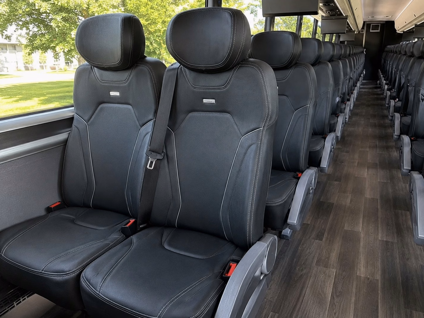 charter bus transportation for ceremony to reception transfers in cleveland