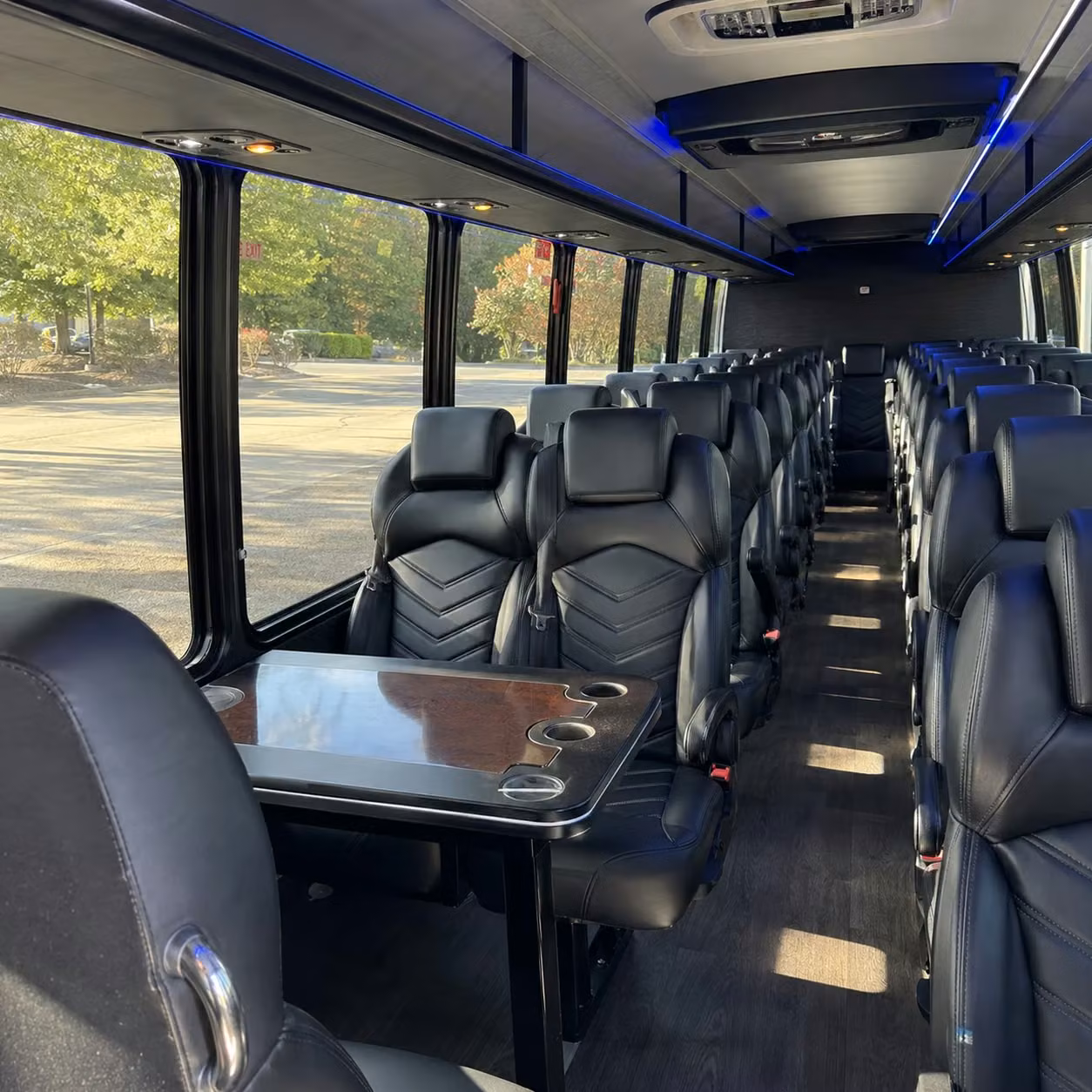 minibus rentals for cleveland area science and nature field trips