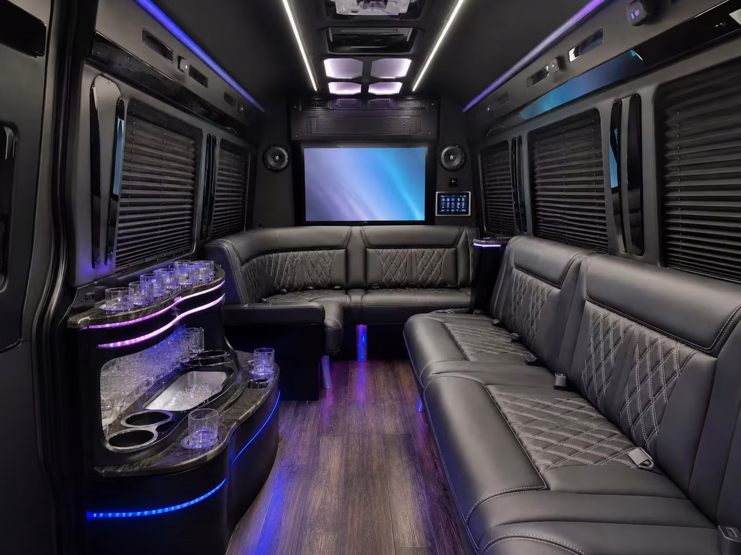 school field trip charter bus rentals in cleveland